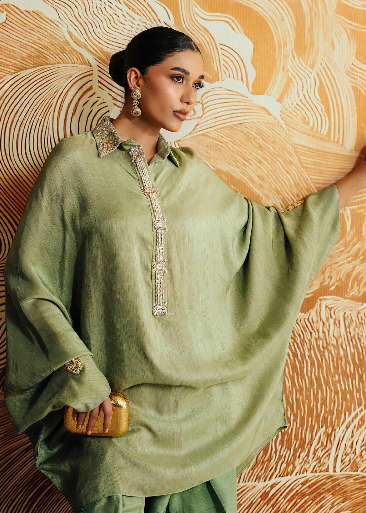 Mahgul | Whispers of Silk | Peridot Glow-2