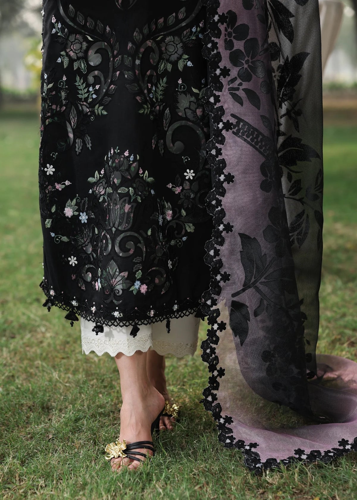 Sardinia | Tales of Petals | MIDNIGHT BLOOM-6