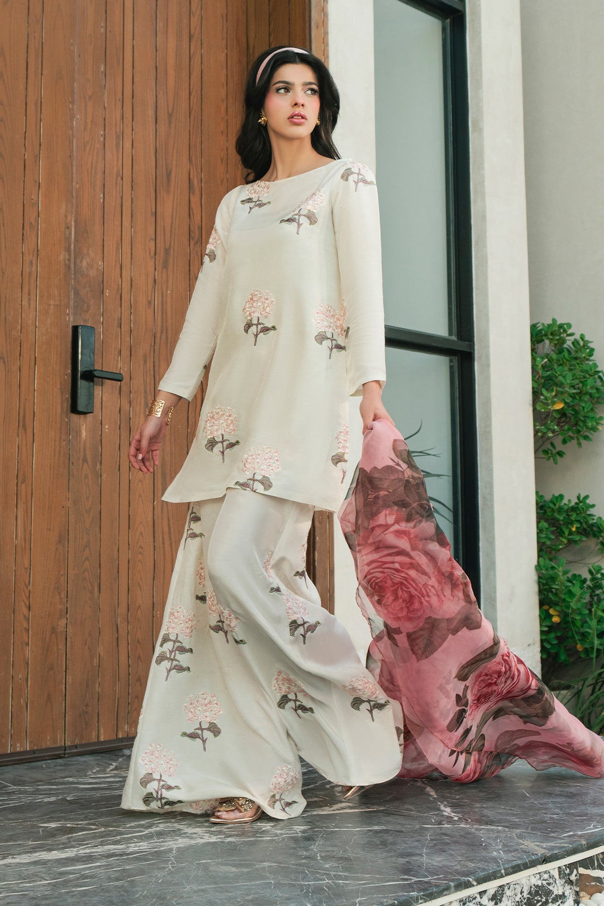 Fahad Hussayn | Lawn Banger | Peony -  Erum Khan Ladies Clothes - Original Designer Dress - House of Maryam