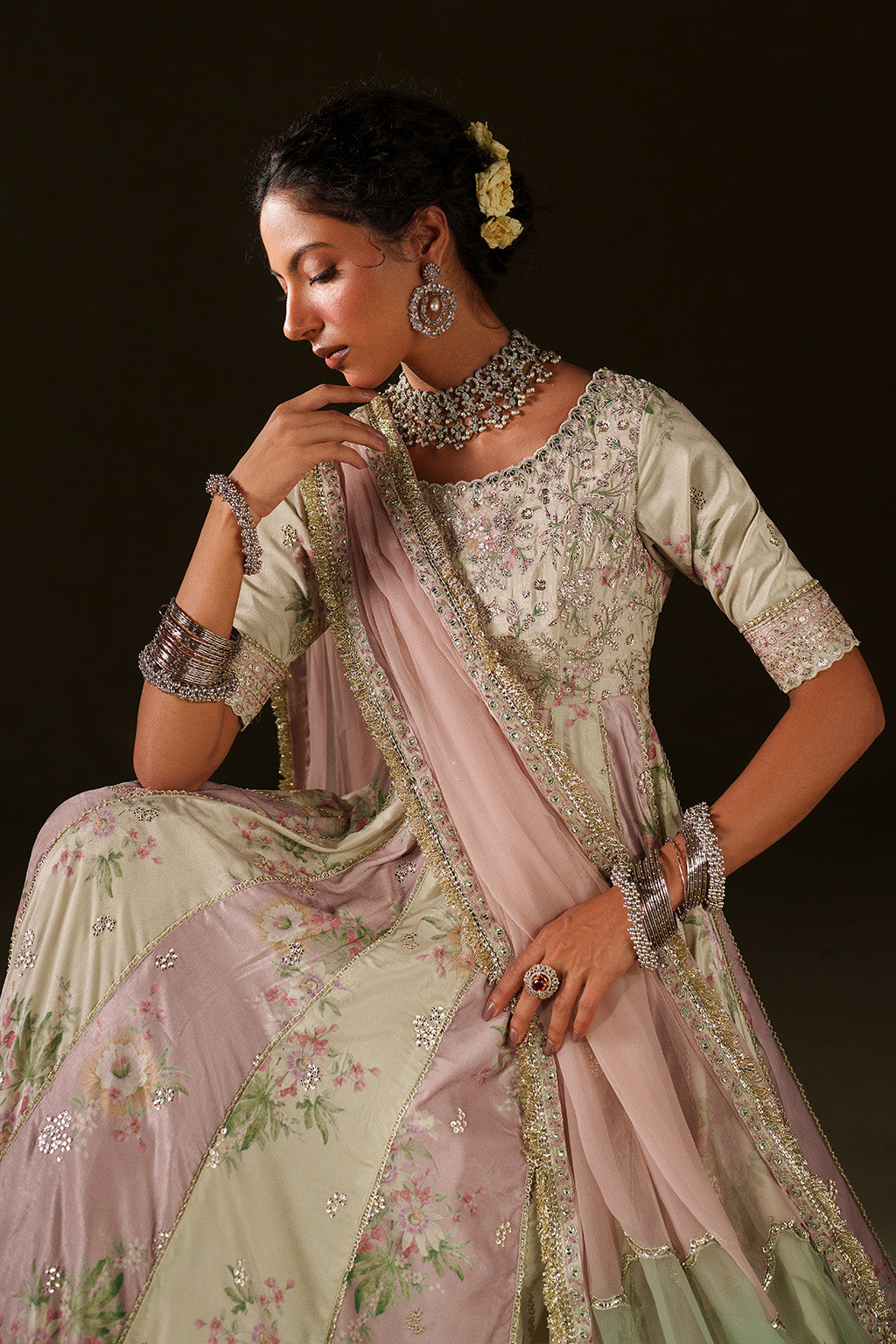 Iznik | Velvet 25 | IV-77 Embroidered Velvet-4