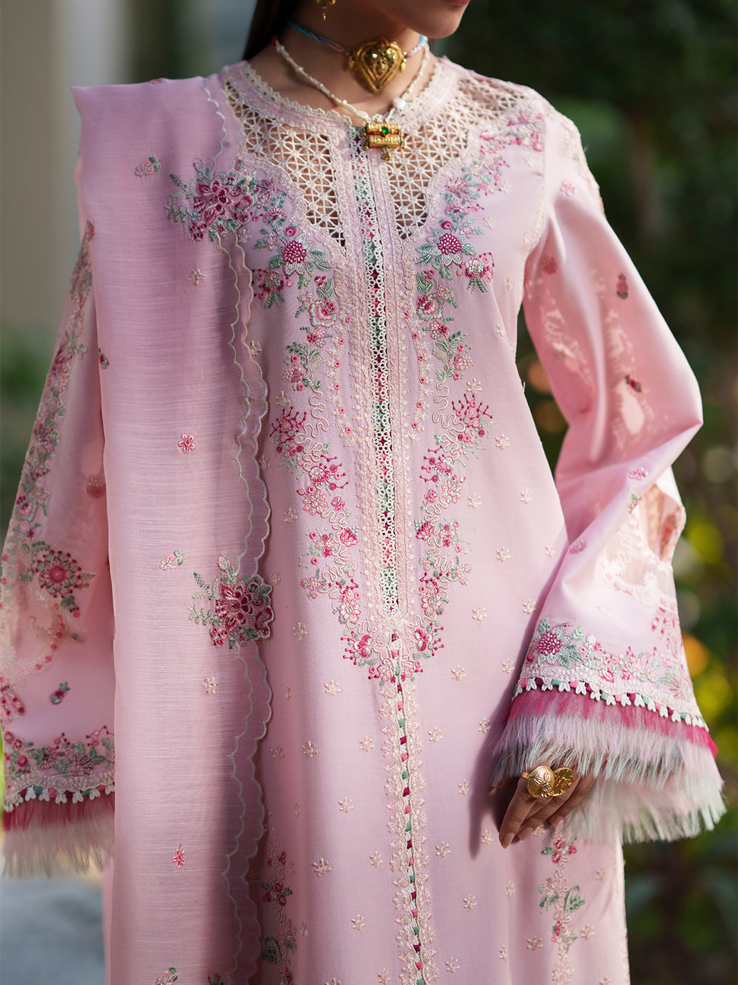 Bin Ilyas | Heritage Dore | 176-B-4