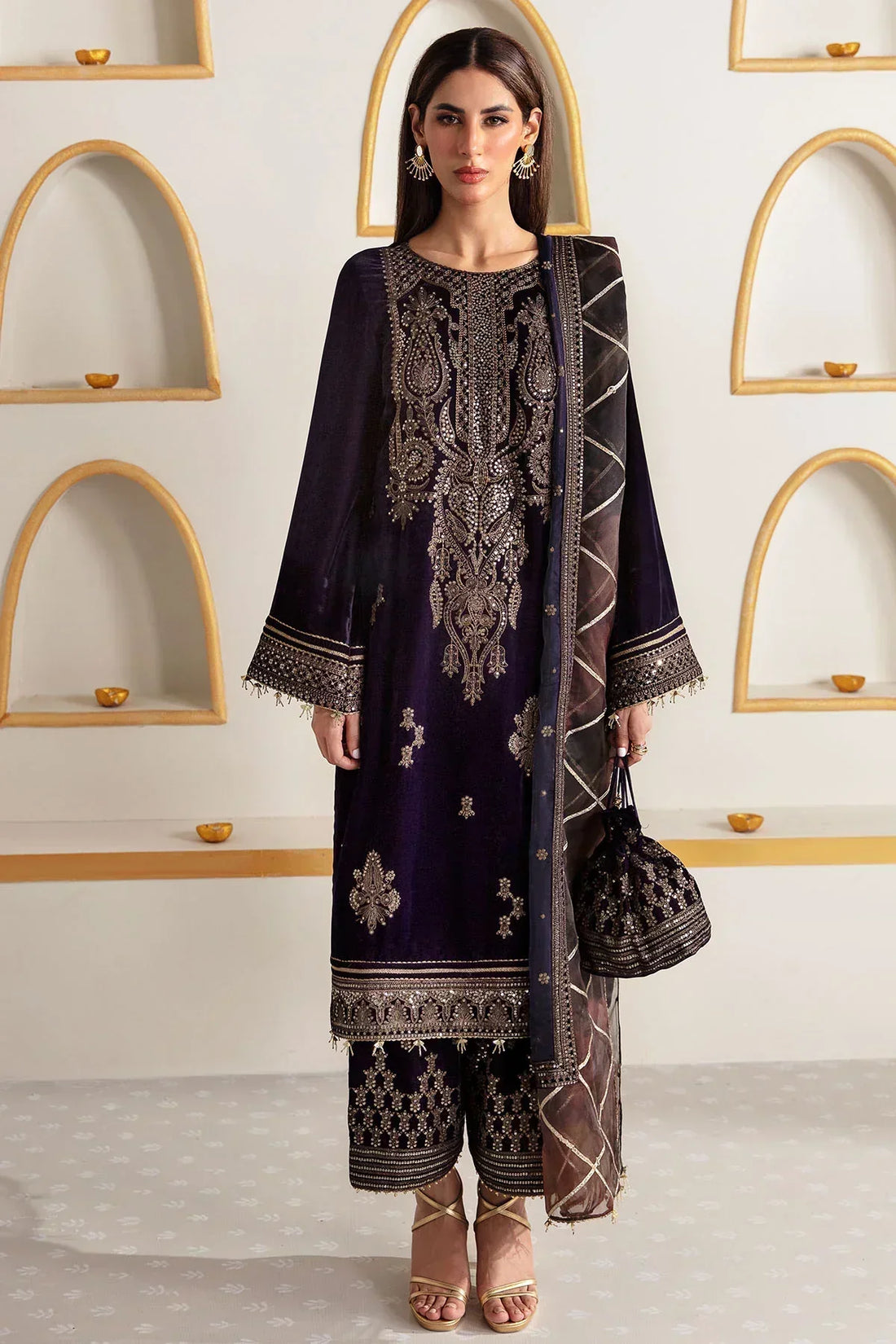 Jazmin | Velvet 23 | VF-2004 by Designer Jazmin - House of Maryam - Pakistani Designer Ethnic Wear in {{ shop.shopifyCountryName }}