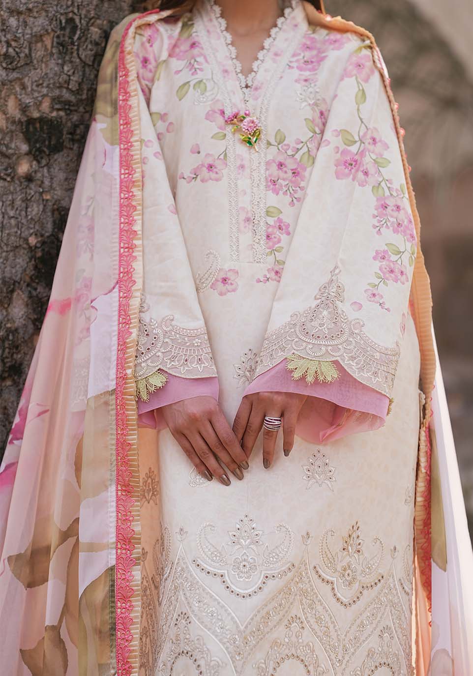 Zarqash | Luxe Lawn 26 | ZQL005-4