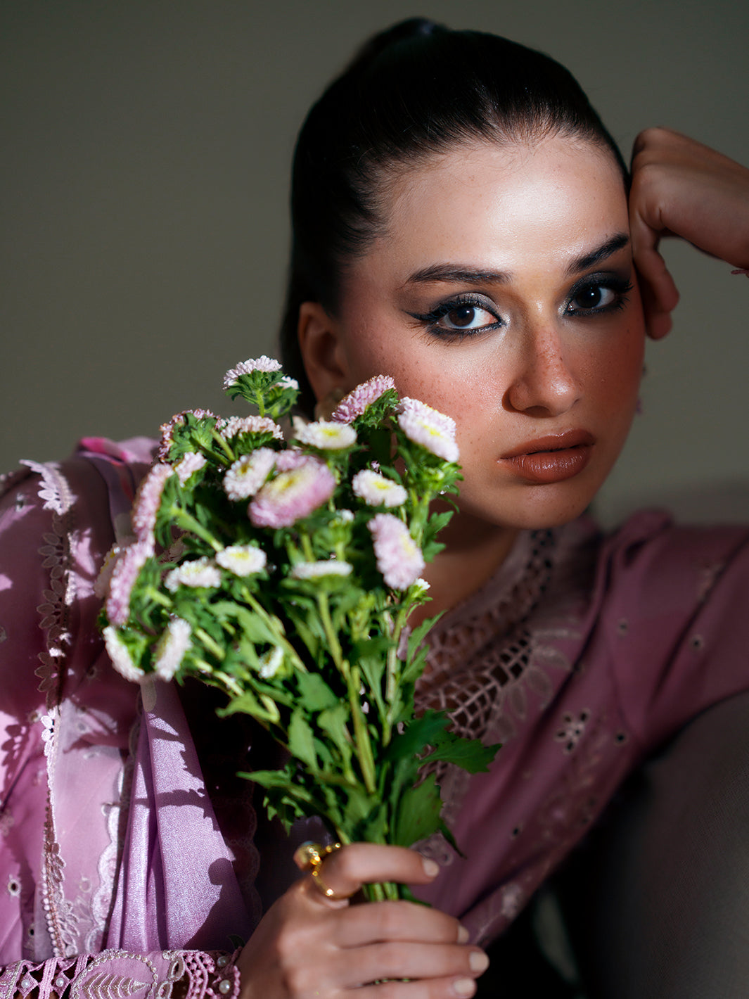 Bin Ilyas | Amour Luxury Lawn 26 | 181-B, image 7