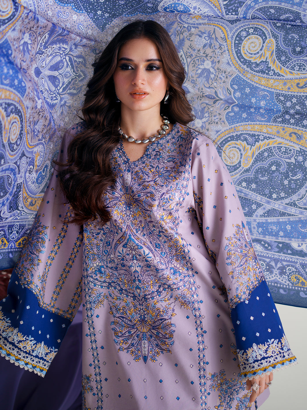 Bin Ilyas | Amour Luxury Lawn 26 |182-B, image 4