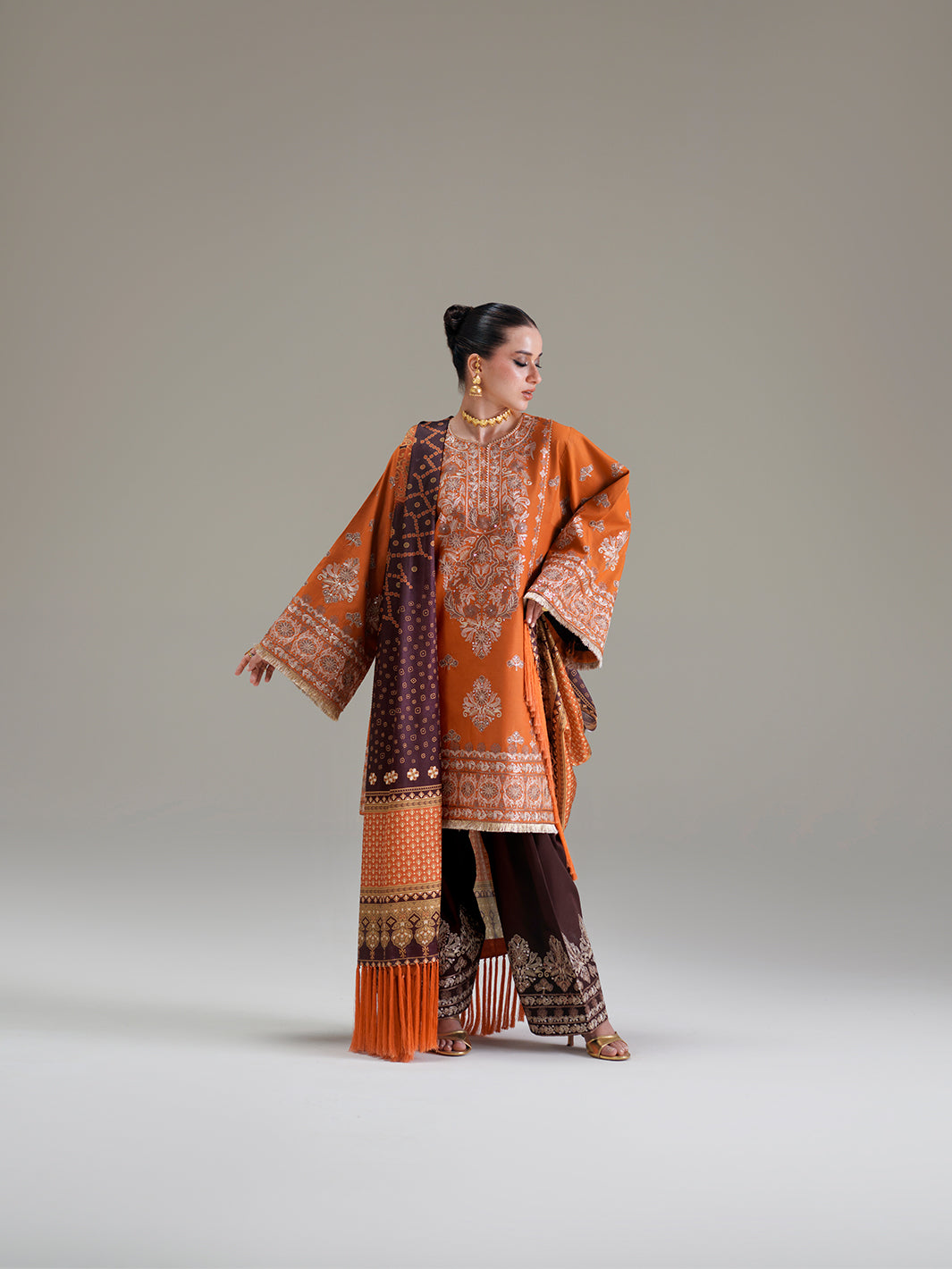 Bin Ilyas | Amour Luxury Lawn 26 | 183-A-3