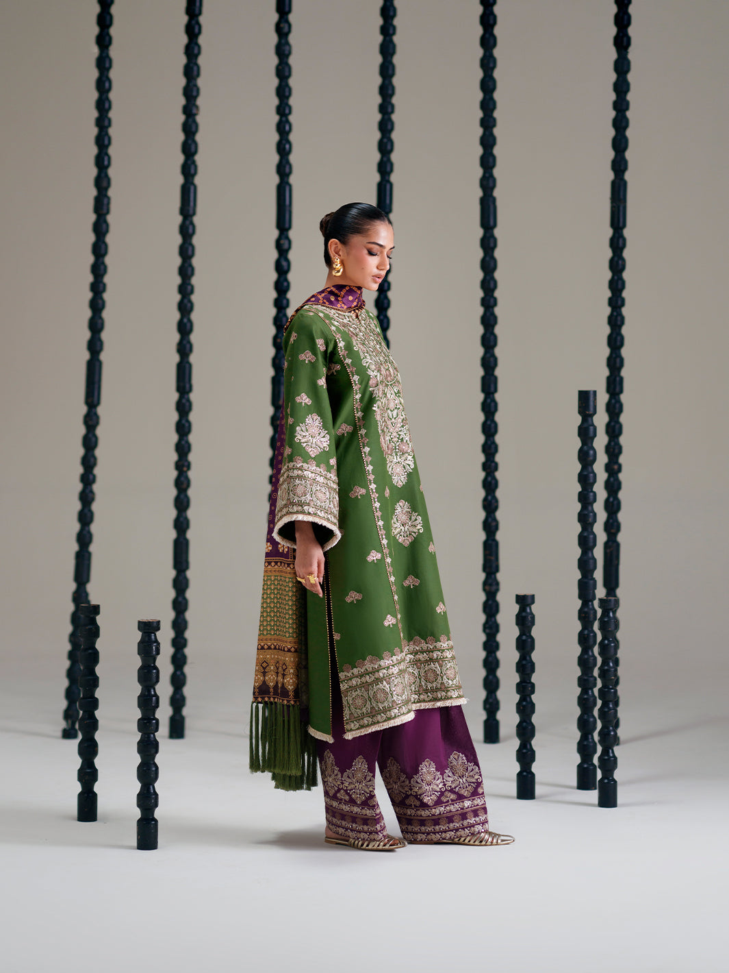 Bin Ilyas | Amour Luxury Lawn 26 | 183-B-3