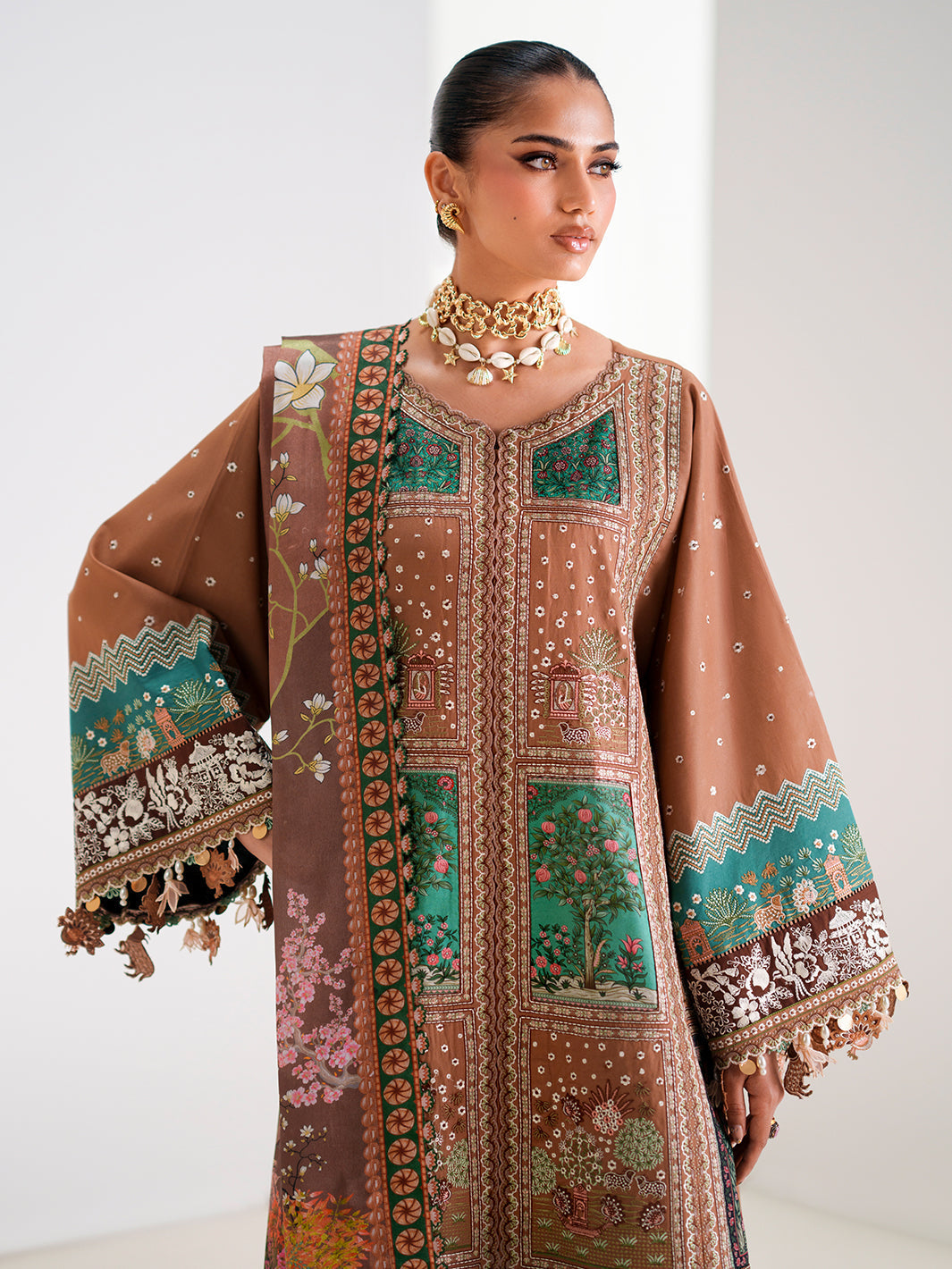 Bin Ilyas | Amour Luxury Lawn 26 | 186-B, image 3