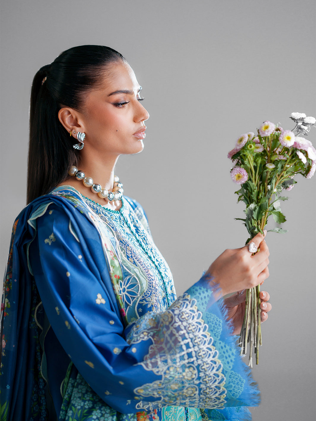 Bin Ilyas | Amour Luxury Lawn 26 |187-A, image 7