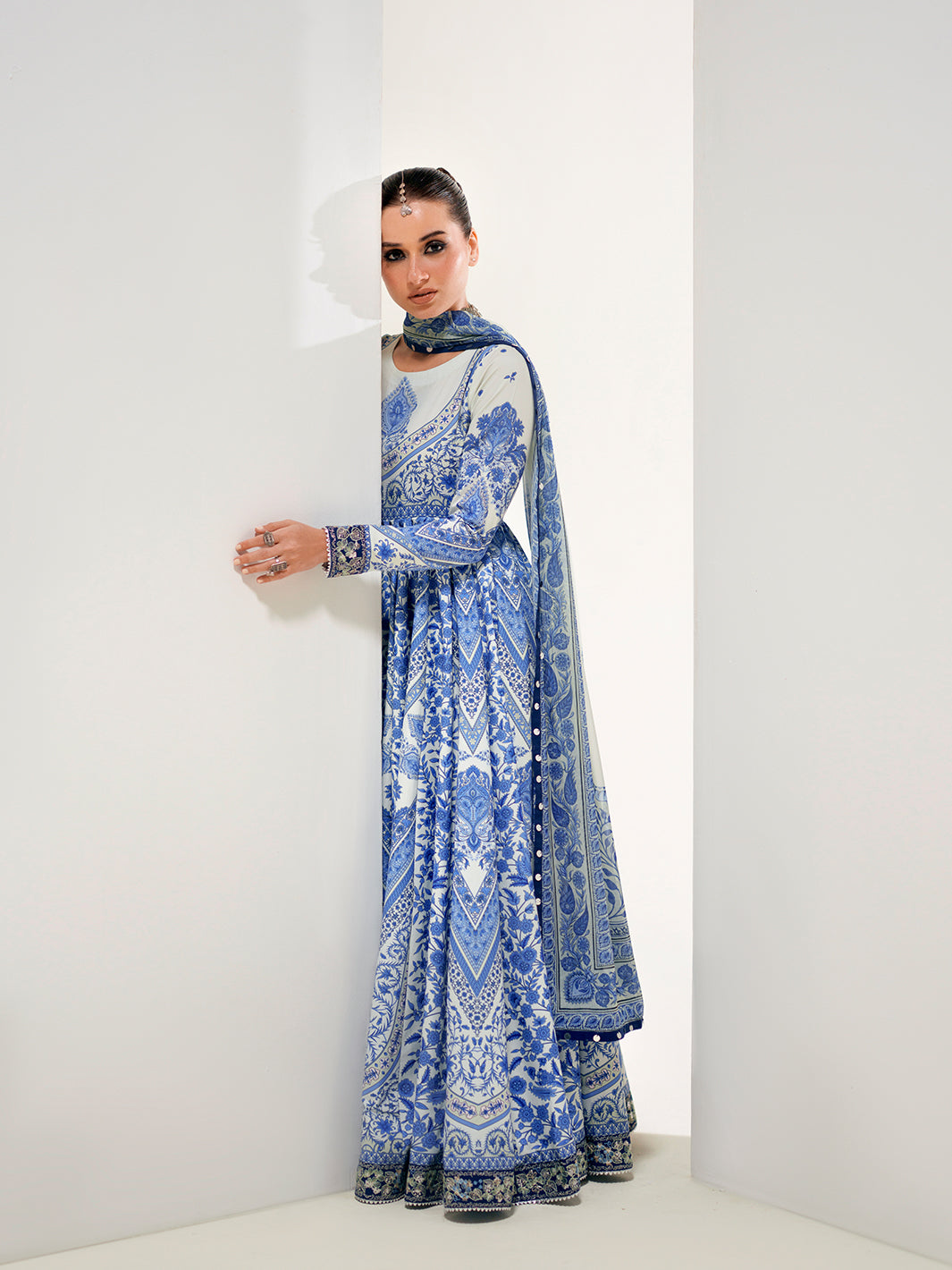 Bin Ilyas | Amour Luxury Lawn 26 | 88-A-4