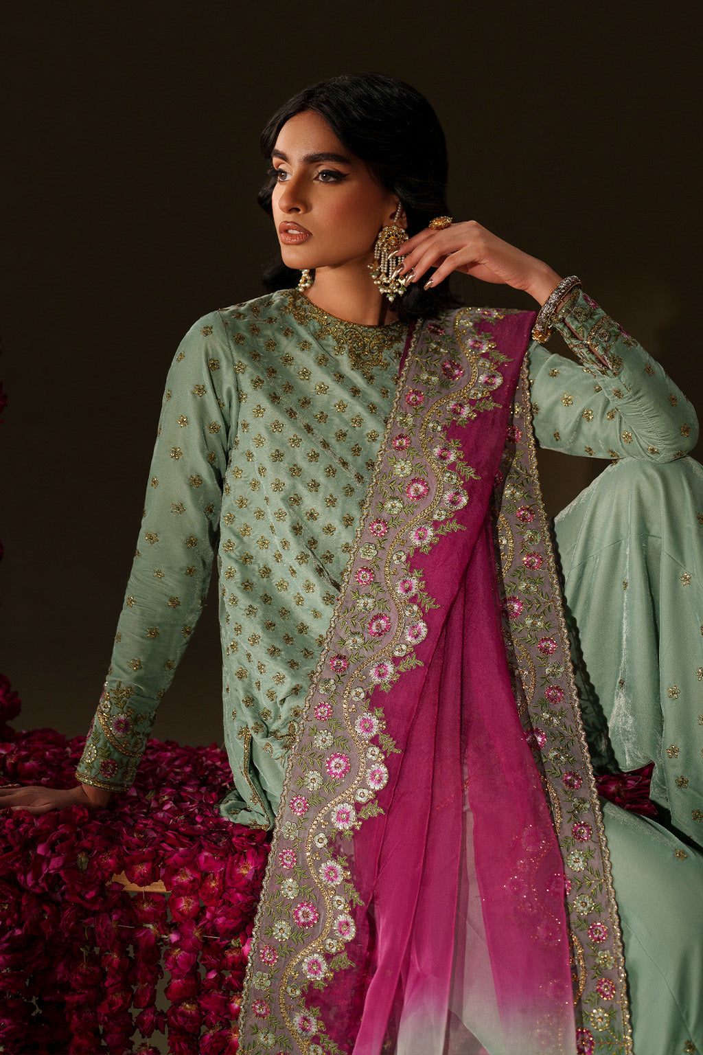 Iznik | Velvet 25 | IV-73 Embroidered Velvet, image 5
