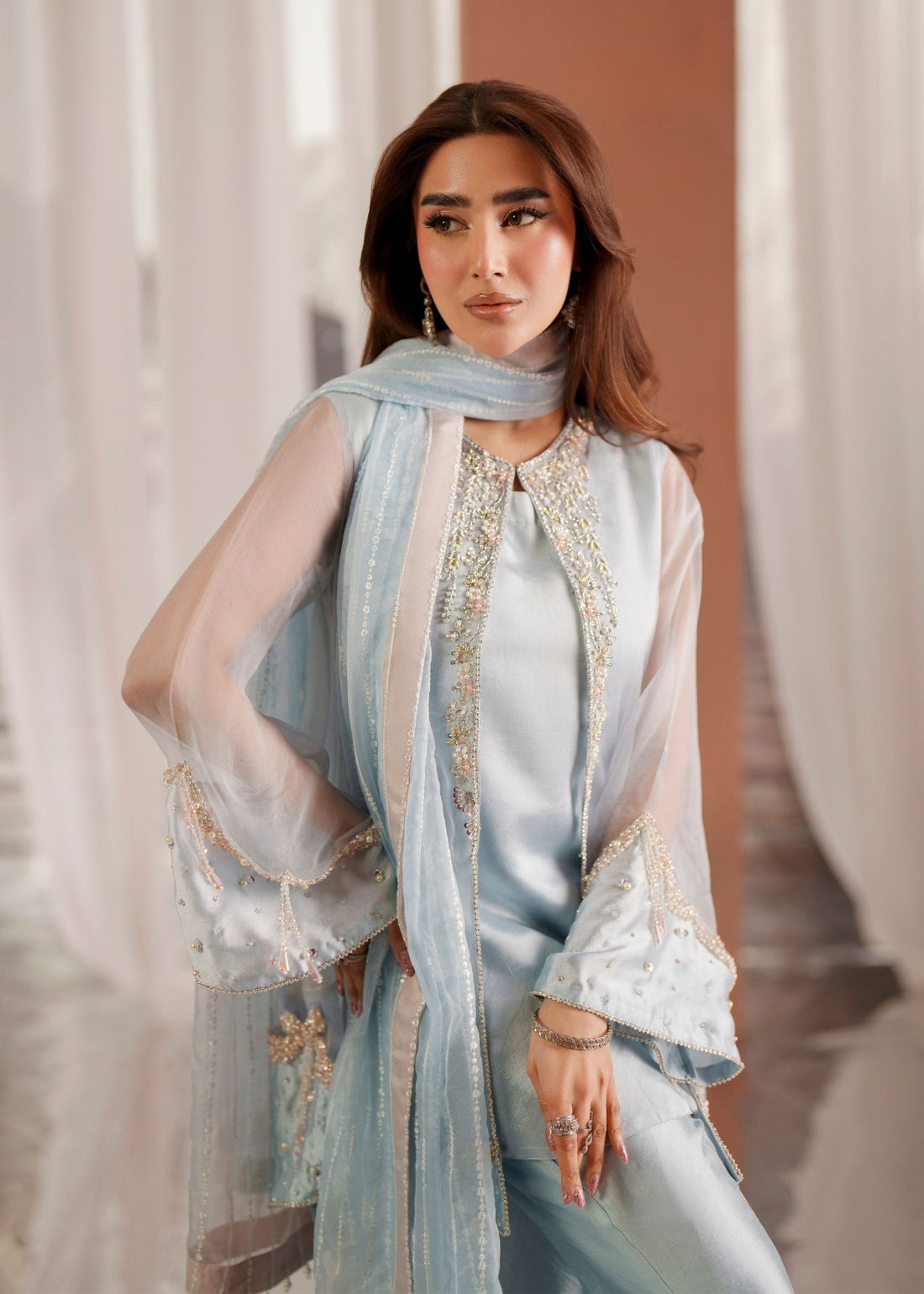 Mehak Yaqoob | Enchante Luxe Edit | Aura-5