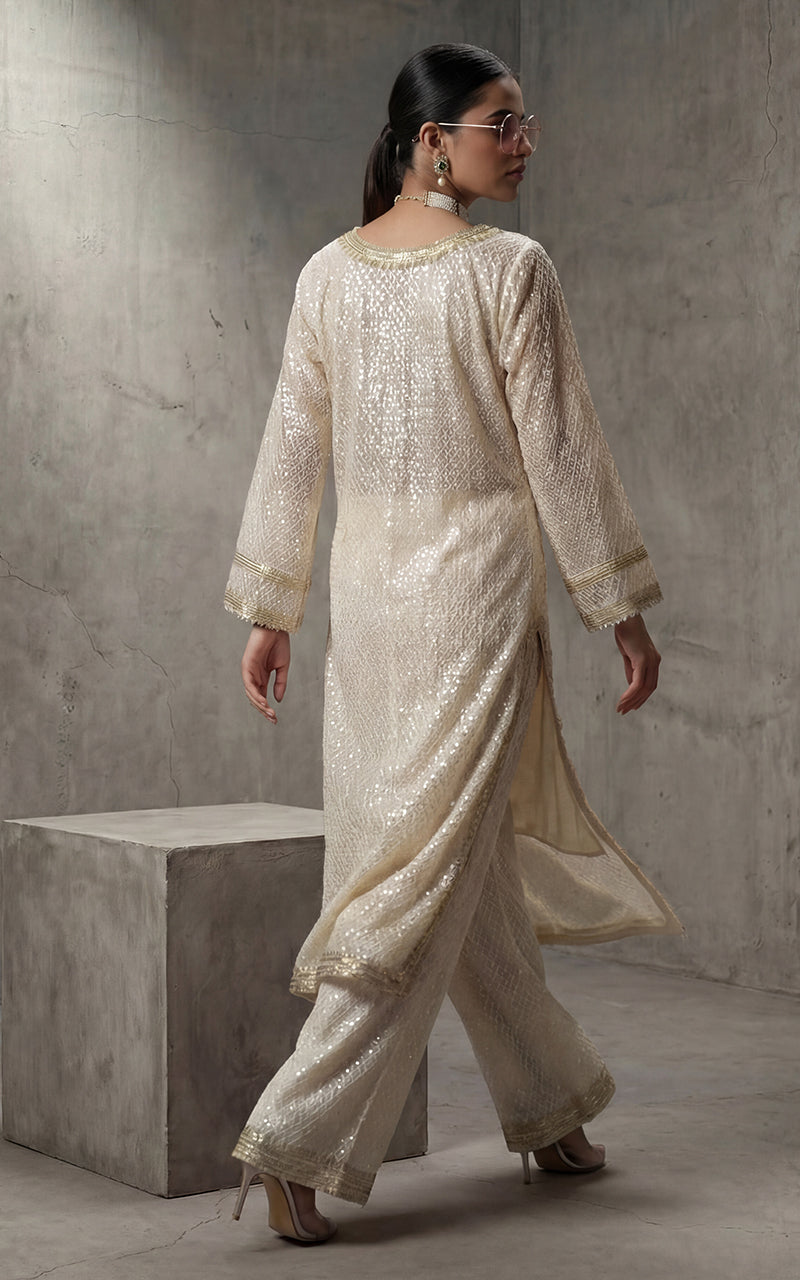 Threads and Motifs | Formal Outfits | 10573, image 2