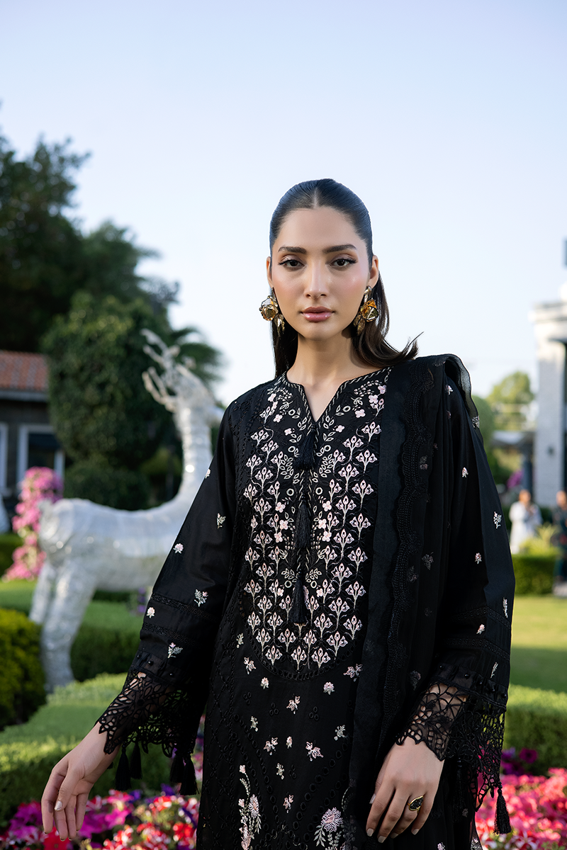 Raeesa Premium | Amani Lawn 26 | AM-008 ZEPHYRA-3