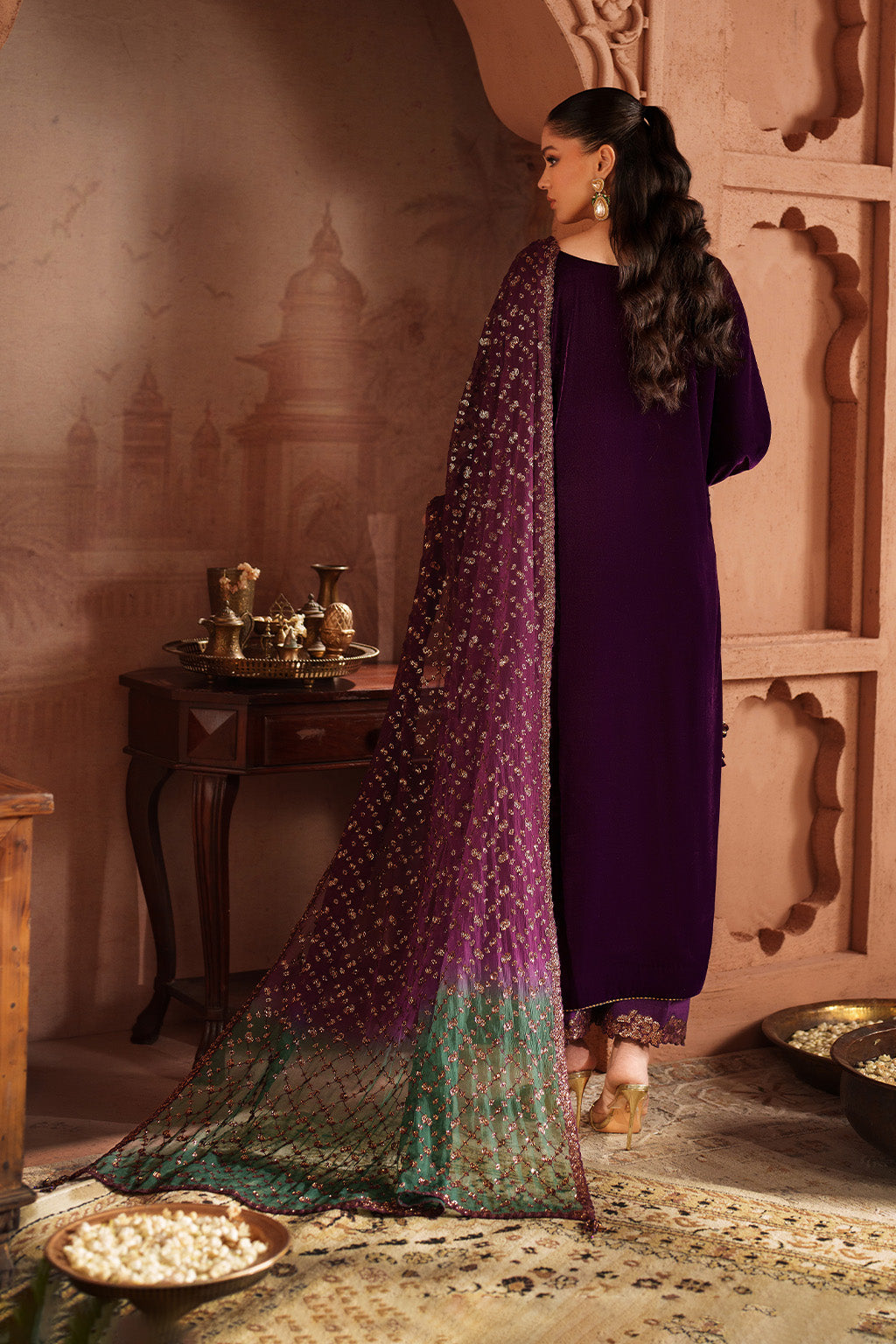 Iznik | Velvet 25 | IV-57 Embroidered Velvet, image 2
