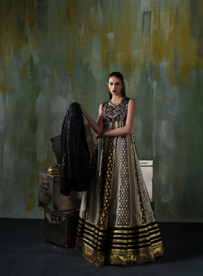 Vasal | Elys Festive Edit 26 | Majestic Gold Noir