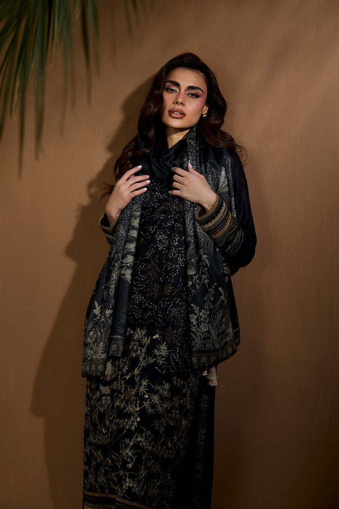 Sobia Nazir | Winter Shawl 25 | Design 1A, image 2