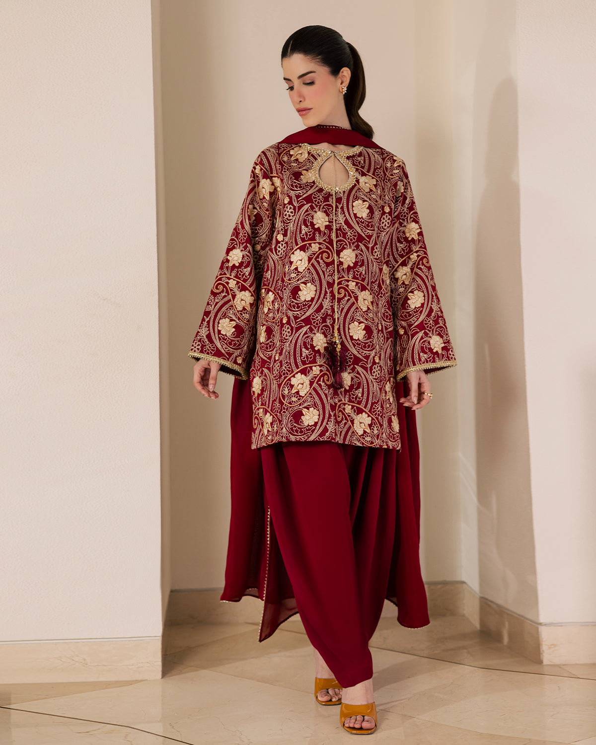 Sadaf Fawad Khan | Eva Luxury Pret 26 | Claret-10