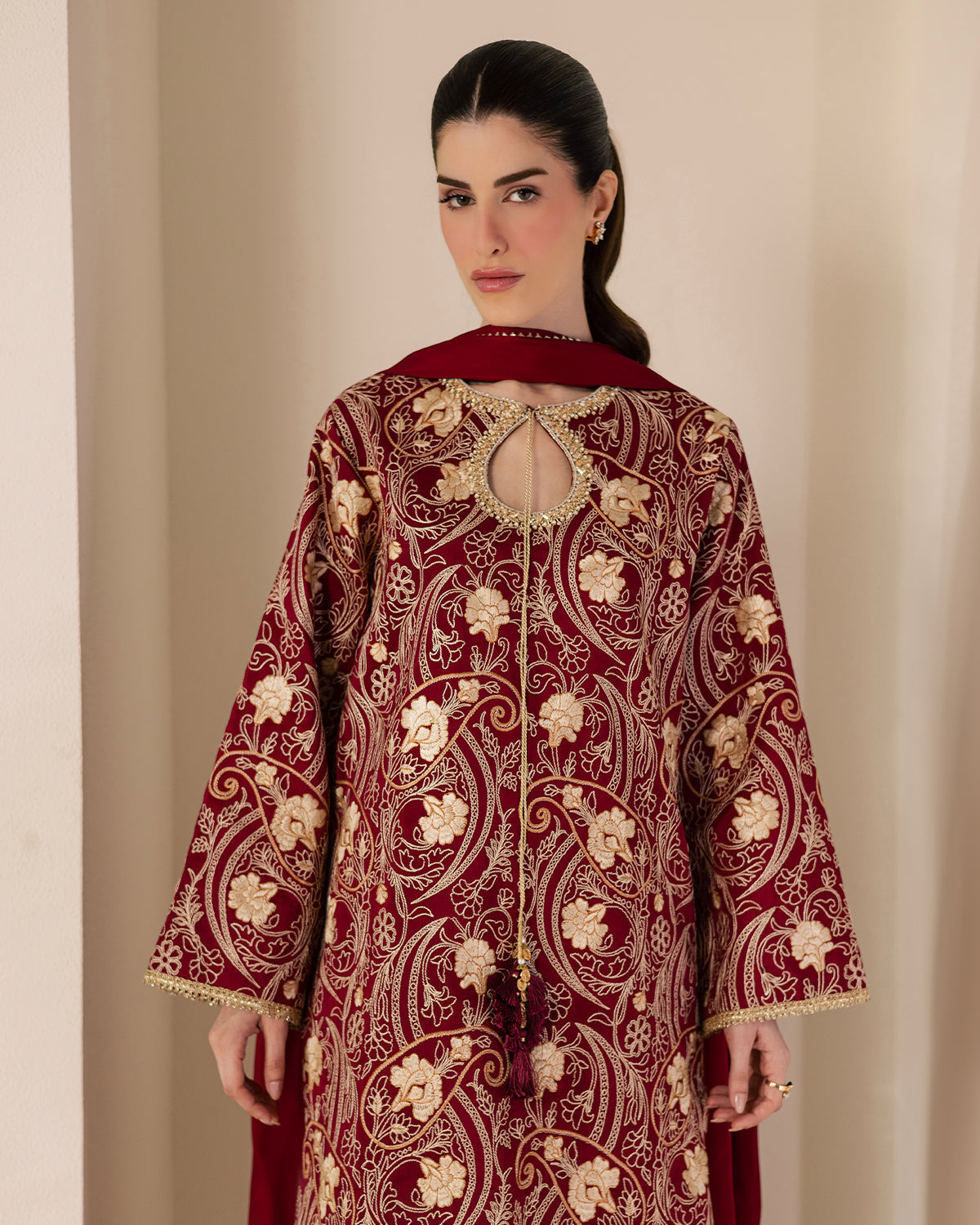 Sadaf Fawad Khan | Eva Luxury Pret 26 | Claret-9
