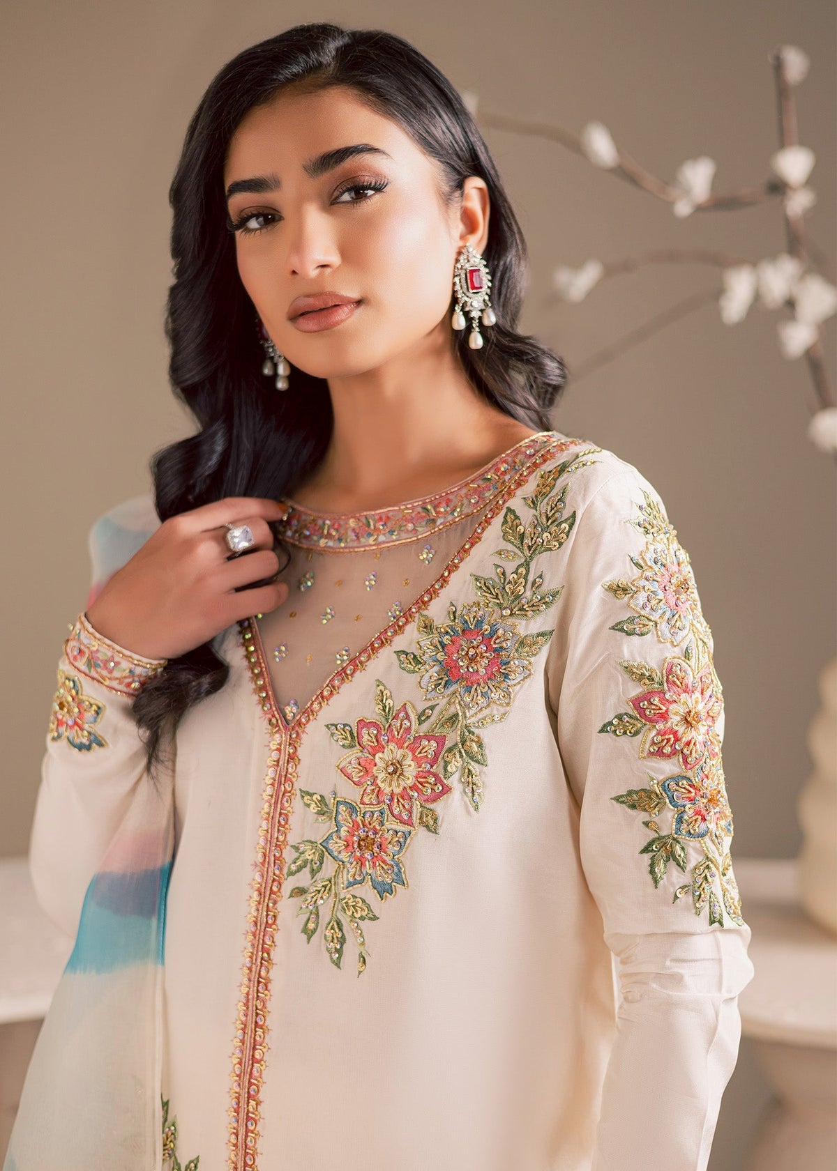 Maria Osama Khan | Noir Bliss Luxury Formals | Pearl Whisper, image 3