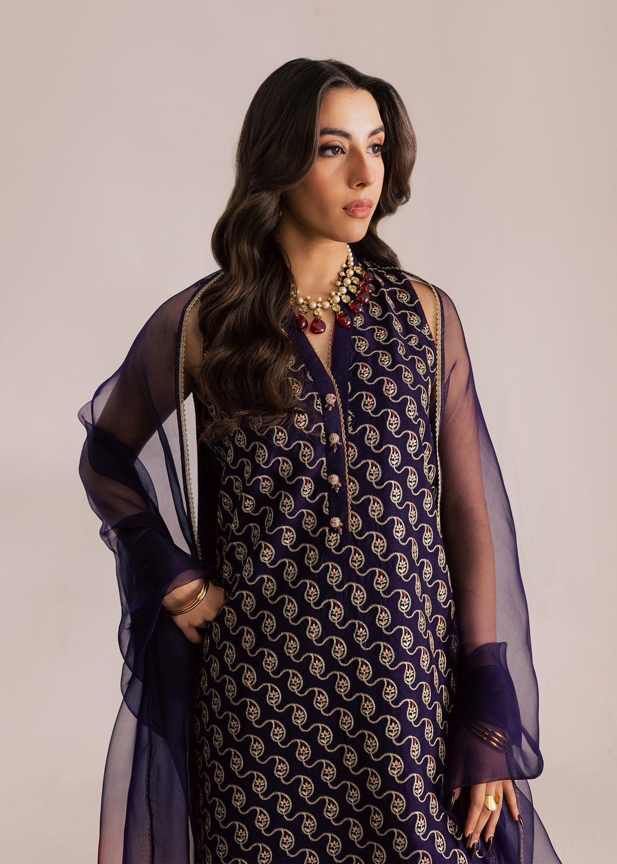 Sadaf Fawad Khan | Silk Luxury Pret 26 | Riham, image 5