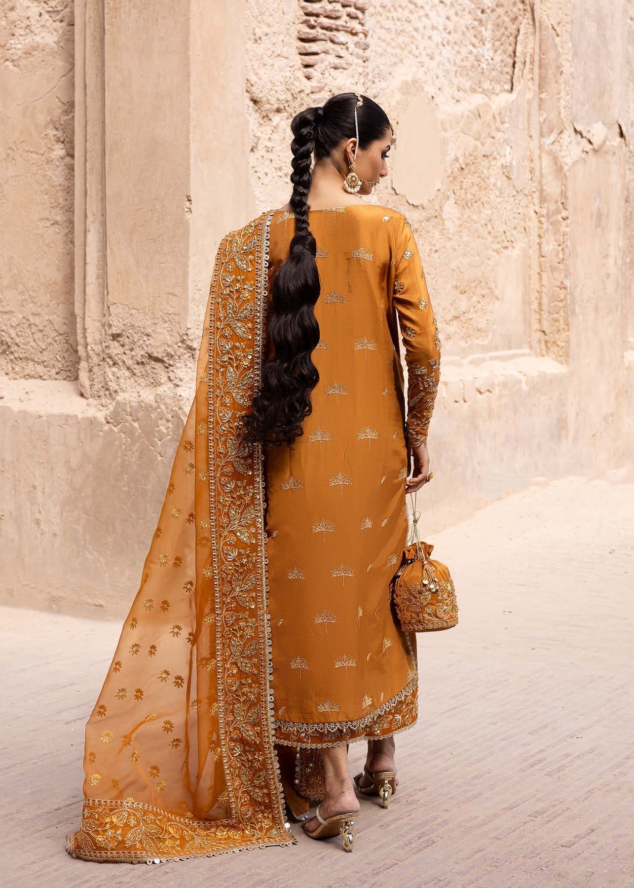 Akbar Aslam | Dastaan Luxury Formals | Zarmisha -  Akbar Aslam Ladies Clothes -  House of Maryam