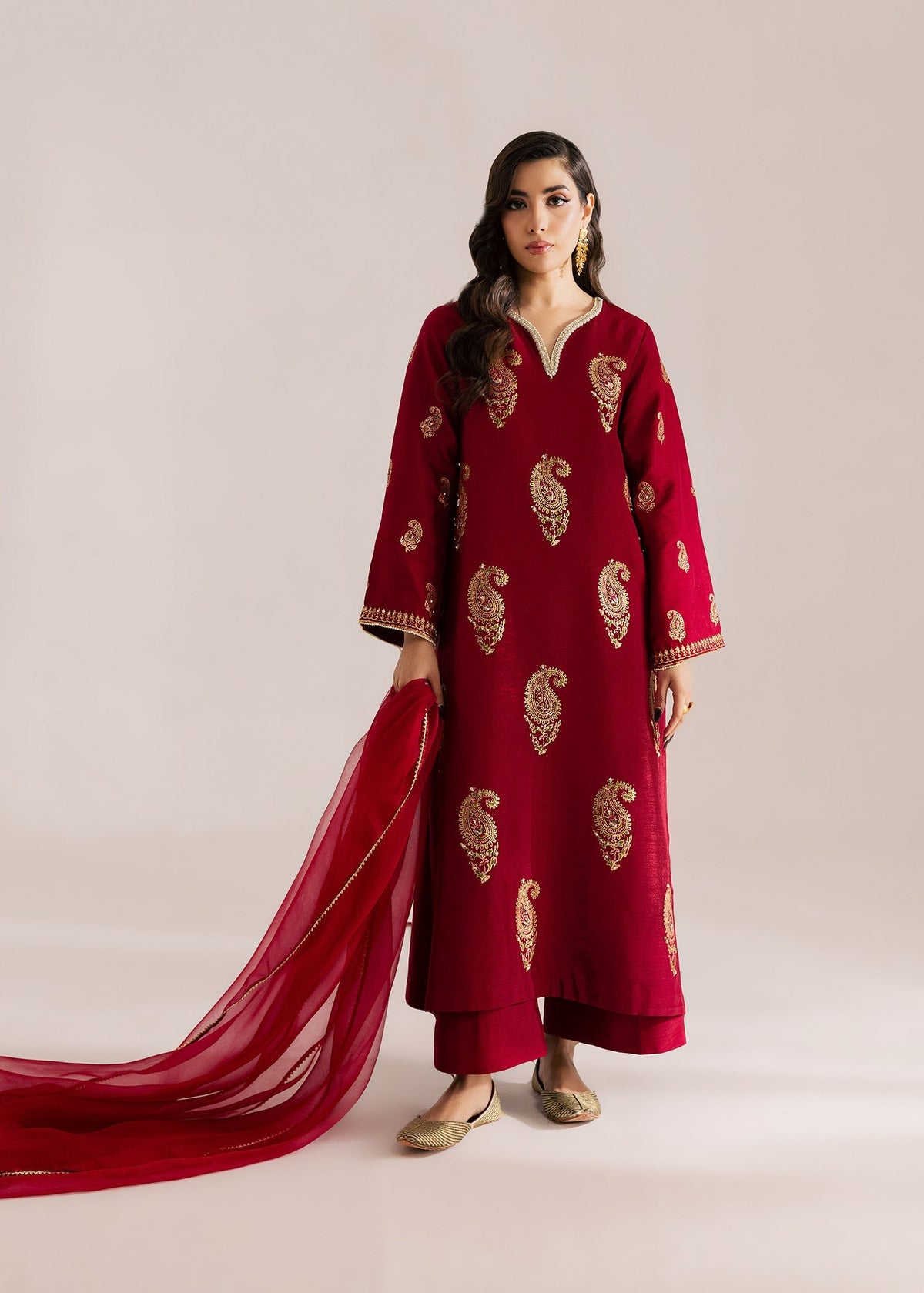 Sadaf Fawad Khan | Silk Luxury Pret 26 | Sera, image 5