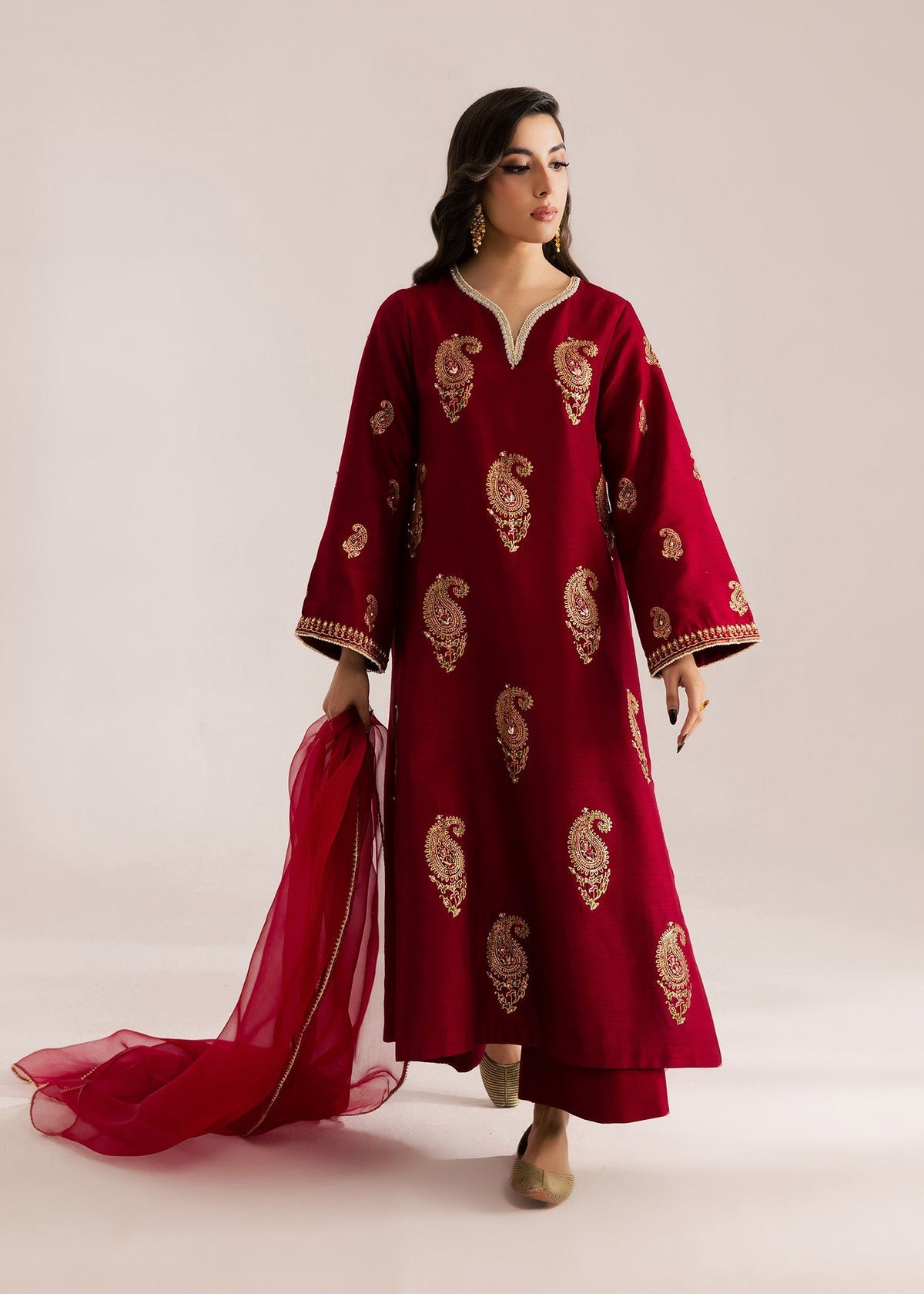 Sadaf Fawad Khan | Silk Luxury Pret 26 | Sera, image 4
