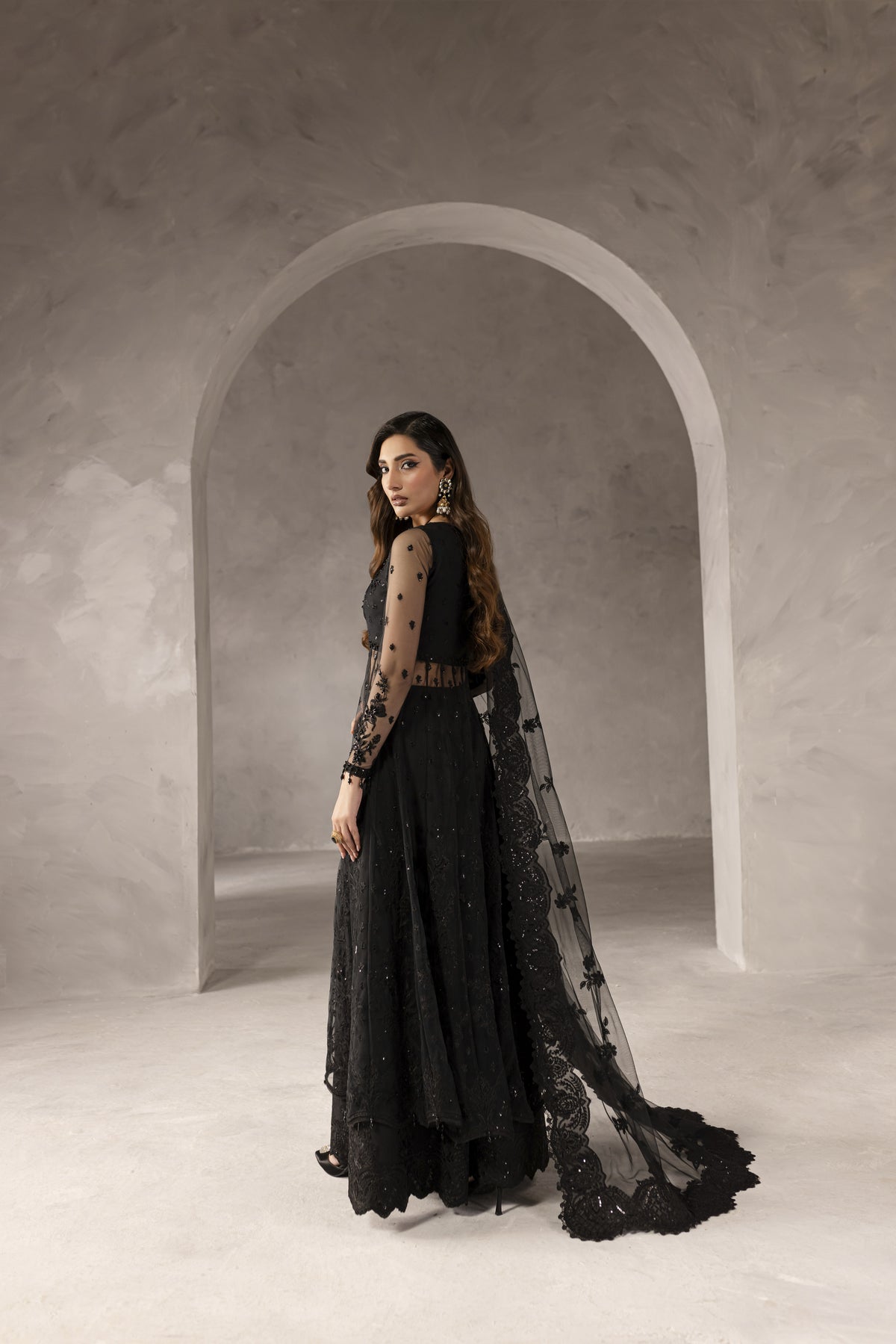 Imran Ramzan | Elysee Wedding Formals |  Amour de Noire, image 2
