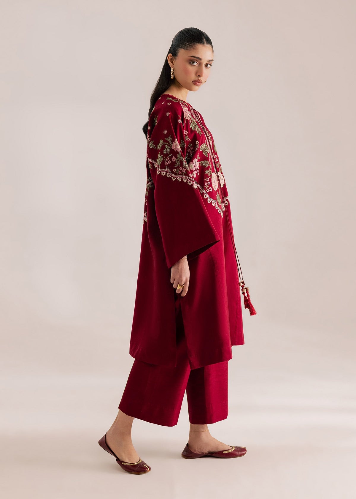 Sadaf Fawad Khan | Silk Luxury Pret 26 | Meera, image 4