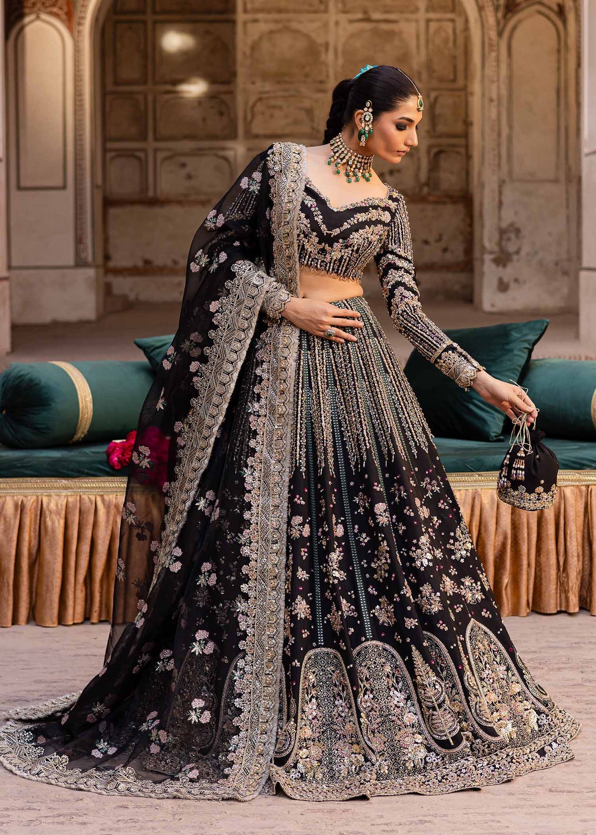 Akbar Aslam Nehaab tussel silk lehenga choli, photo 3