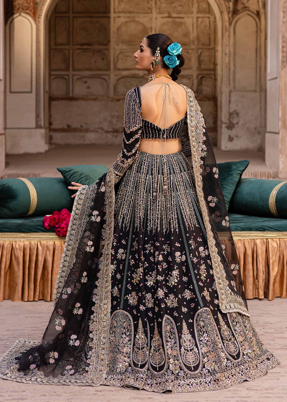 Akbar Aslam Nehaab tussel silk lehenga choli, photo 4