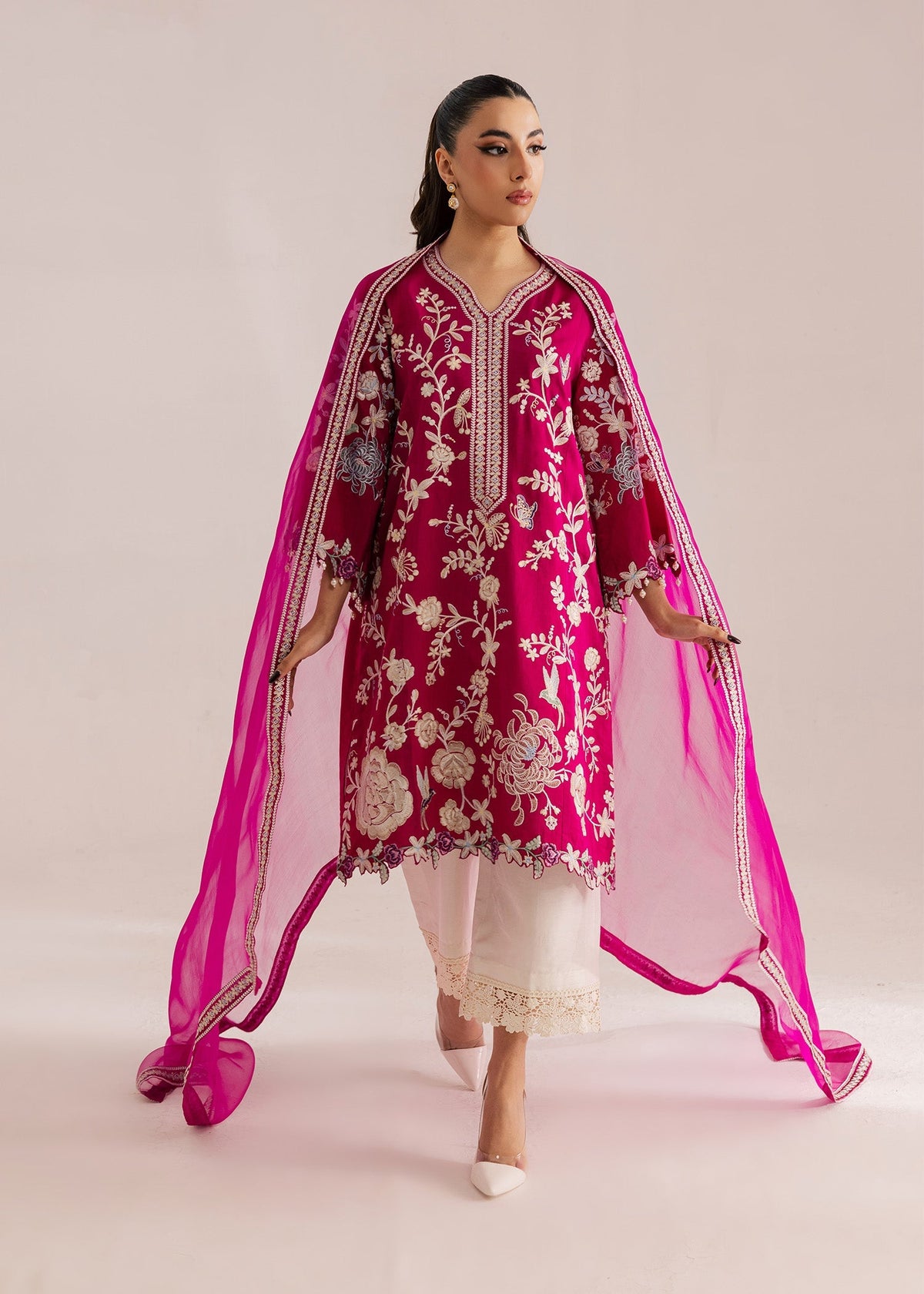 Sadaf Fawad Khan | Silk Luxury Pret 26 | Aaleen, image 4