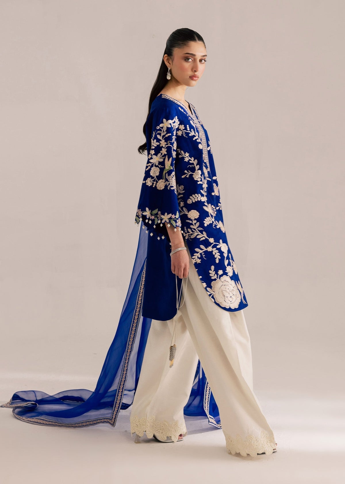 Sadaf Fawad Khan | Silk Luxury Pret 26 | Lisha, image 2
