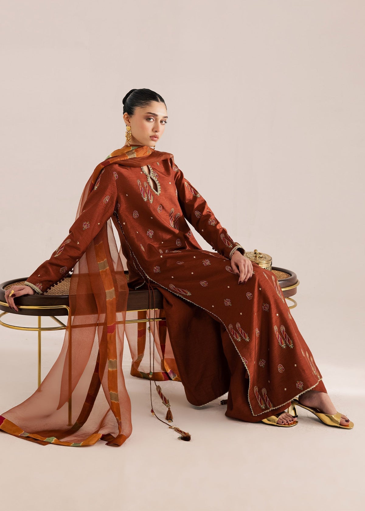 Sadaf Fawad Khan | Silk Luxury Pret 26 | Zaleh, image 4