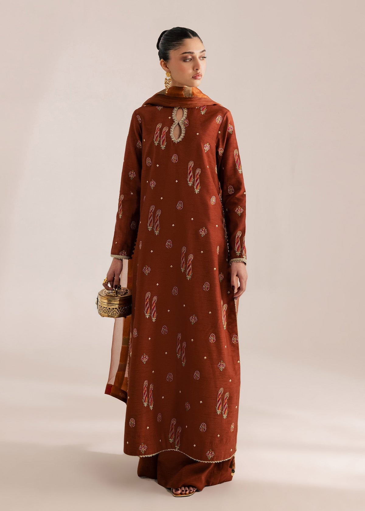 Sadaf Fawad Khan | Silk Luxury Pret 26 | Zaleh, image 5