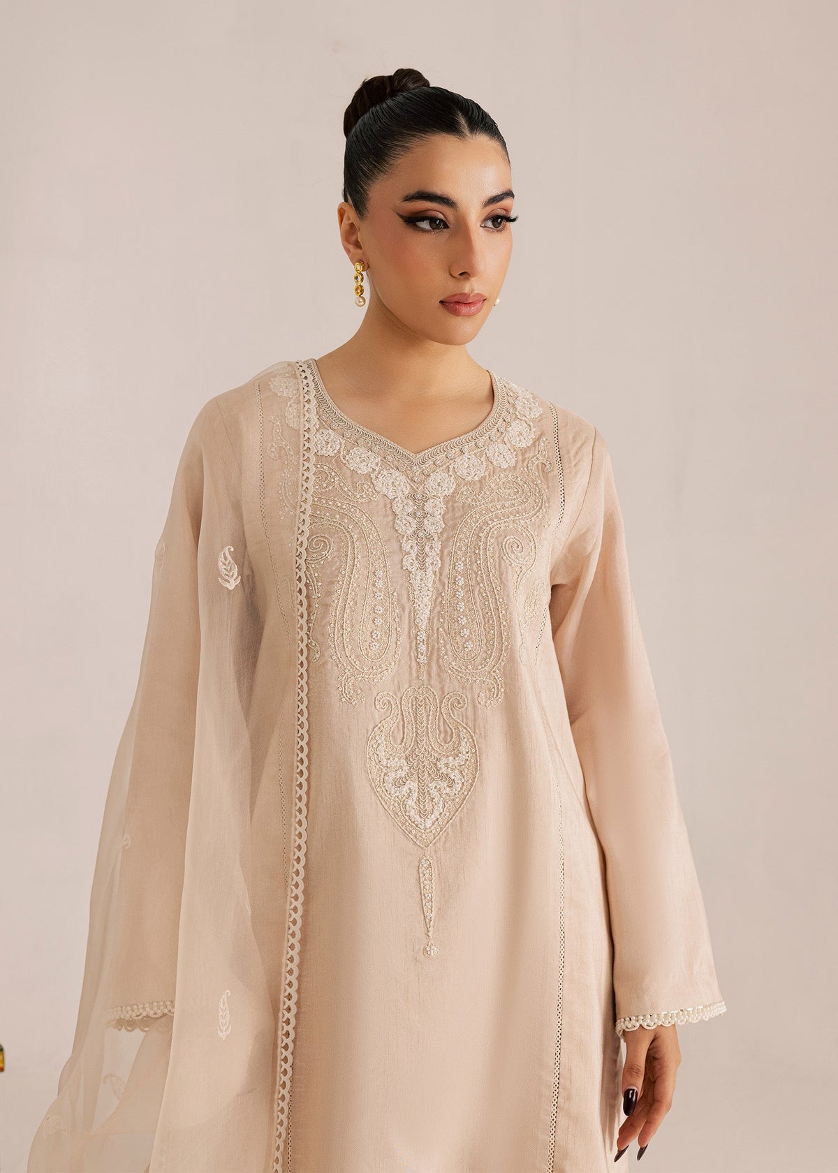 Sadaf Fawad Khan | Silk Luxury Pret 26 | Neesha-3