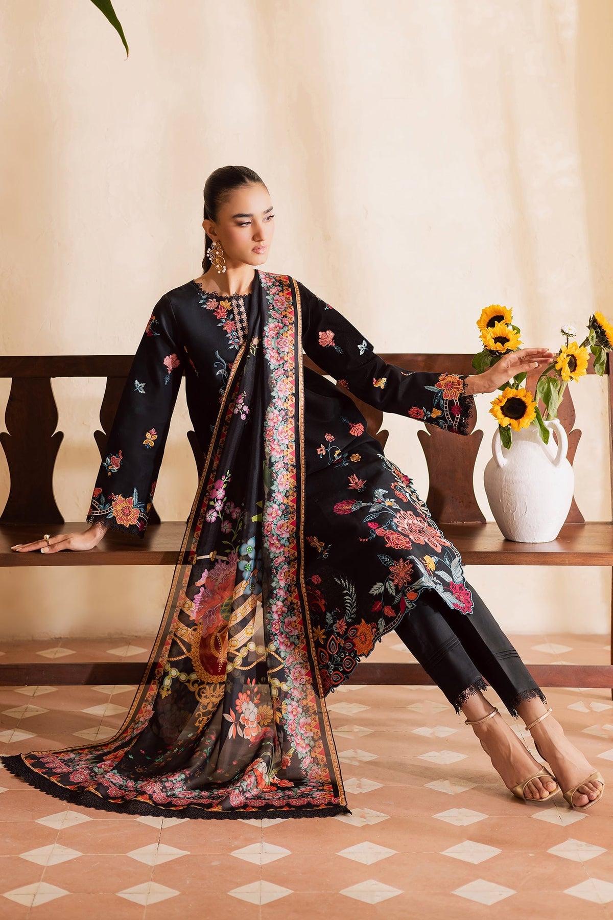 Rajbari | Selene Premium Festive Lawn | Sira-2