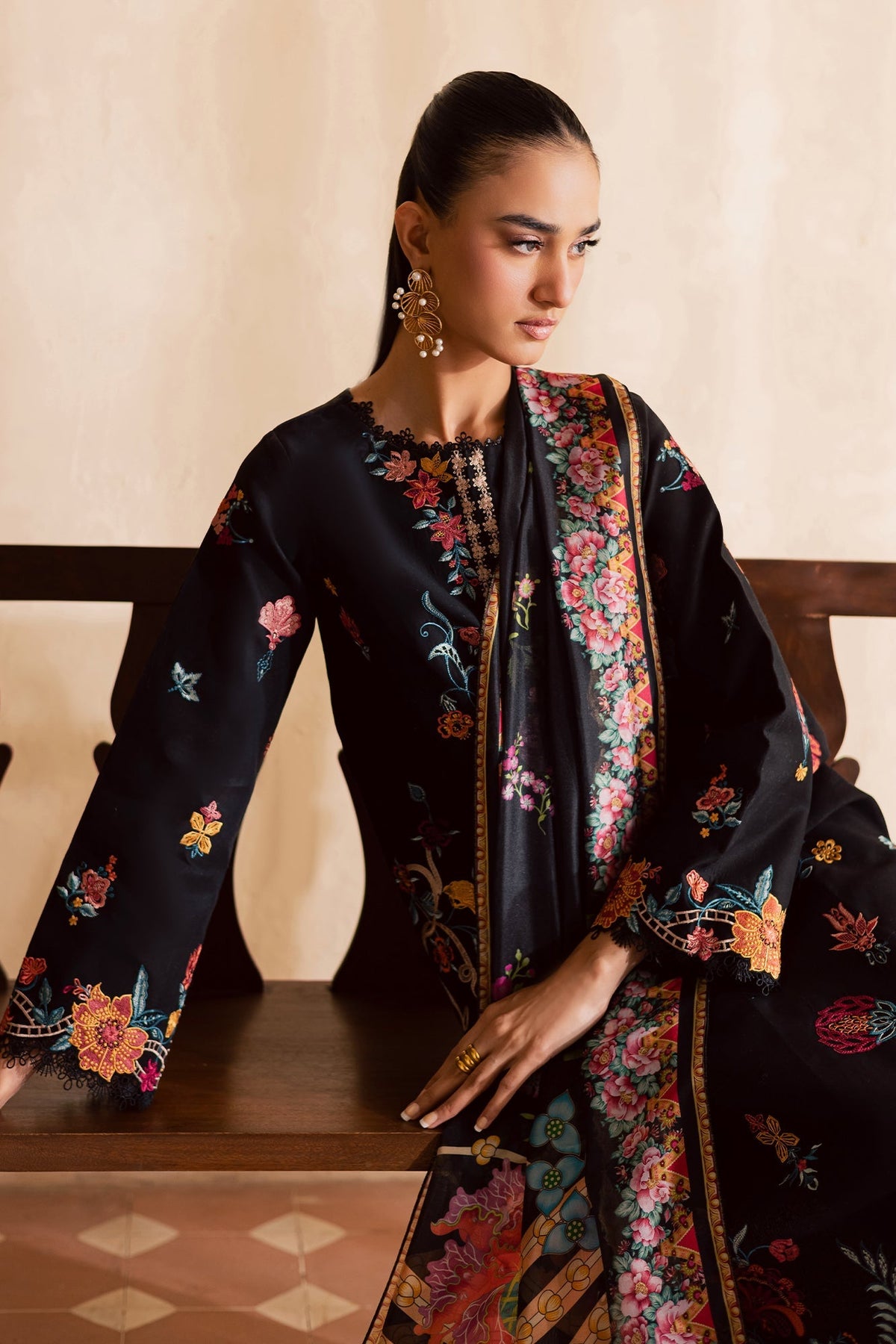 Rajbari | Selene Premium Festive Lawn | Sira, image 3