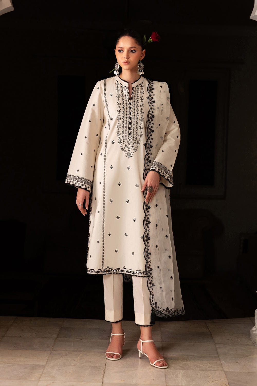 Zarif | Summer Lawn 26 | YARA