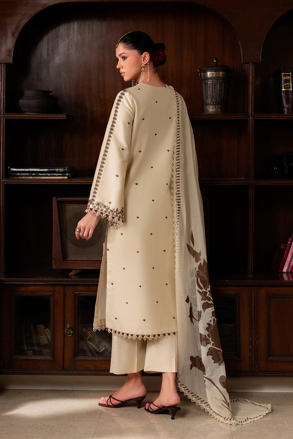 Zarif | Summer Lawn 26 | ARIA-2