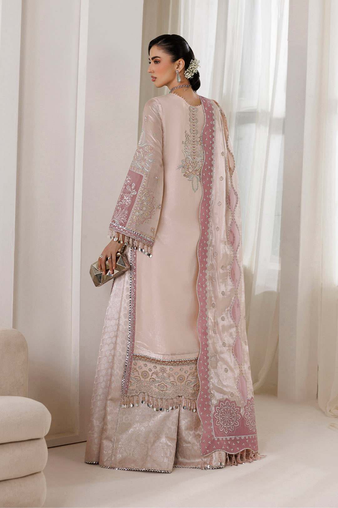 Alizeh | La Ruhe Formals | AF-CH-2262-Taurus, image 2