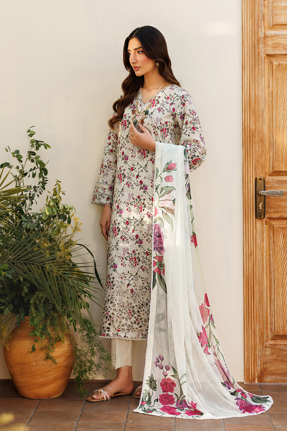 Zarif | Amani Eid Lawn 26 | ZL-RTW-26 BARIH, image 4