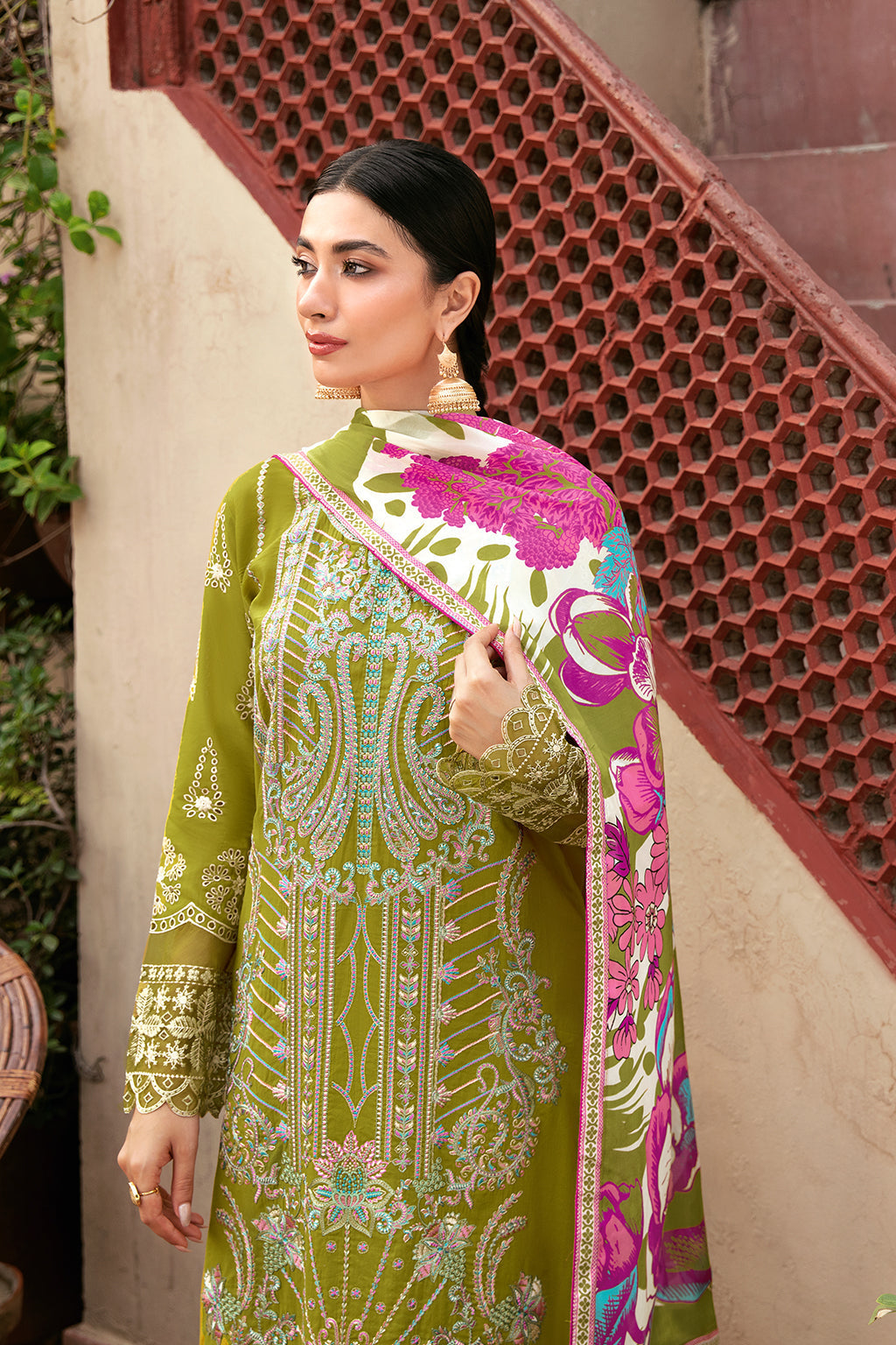 Ramsha | Luxury Lawn 24 | L-807 by Designer Ramsha - House of Maryam - Pakistani Designer Ethnic Wear in {{ shop.shopifyCountryName }}