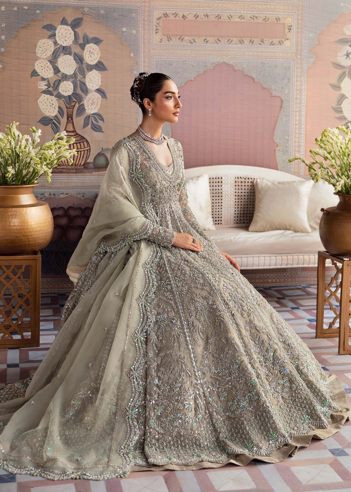 Akbar Aslam Willow bridal gown, photo 2