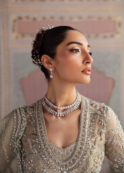 Akbar Aslam Willow bridal gown, photo 6