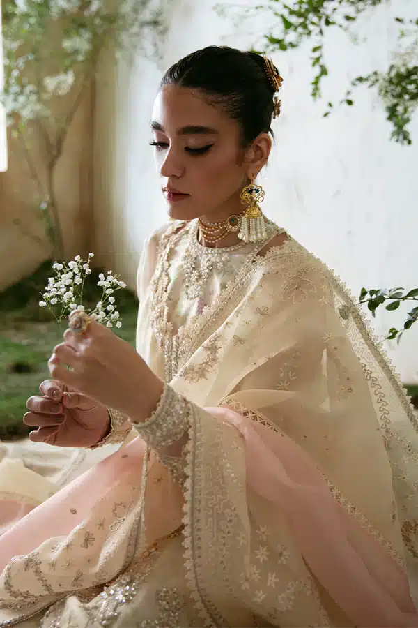 Suffuse Jahan cream yellow organza formal suit, photo 4