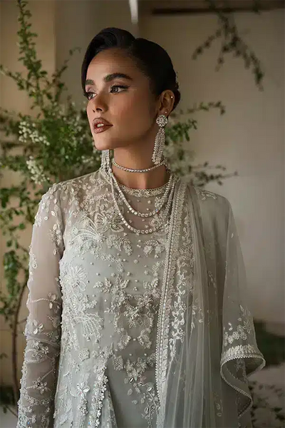 Suffuse Amber grey organza formal suit, photo 4