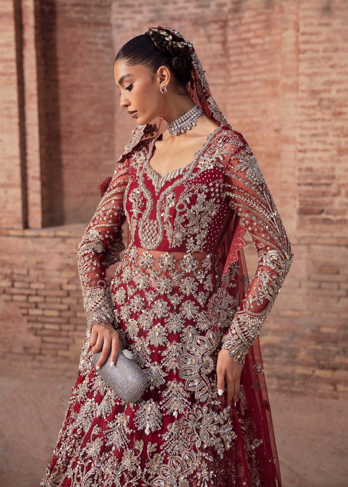 Akbar Aslam Twilight bridal gown, photo 5