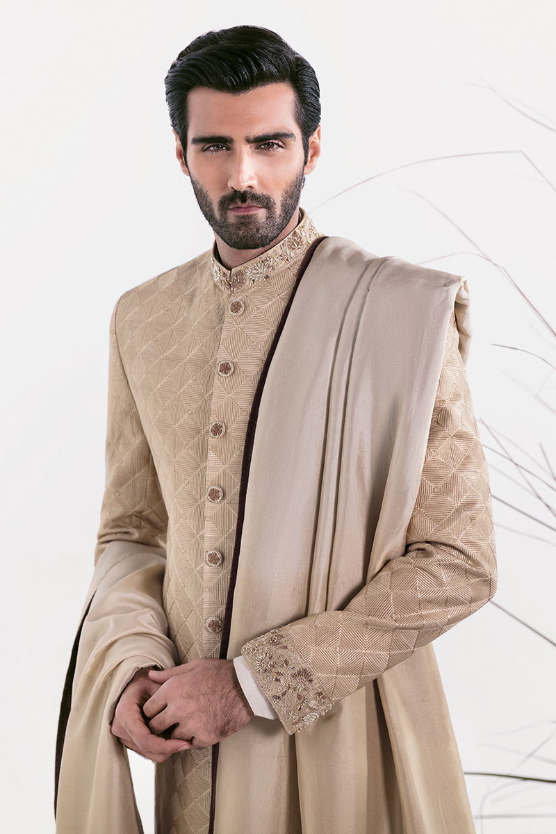 Republic By Omar Farooq | Sherwani Couture | Gold Gradient Embroidered Shawl -  Republic by Omar Farooq SHERWANI COUTURE - Original Designer Dress - House of Maryam